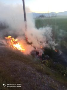 Πυρκαγιά στην νέα εθνική οδο θηβών - Κάστρου Βοιωτίας