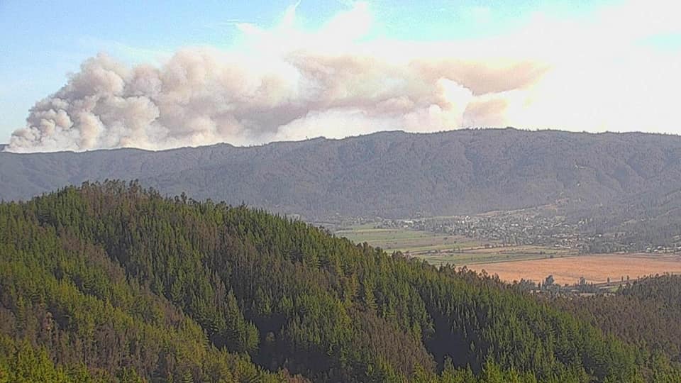 Μεγάλη πυρκαγιά στην περιοχή licantén της Χιλής