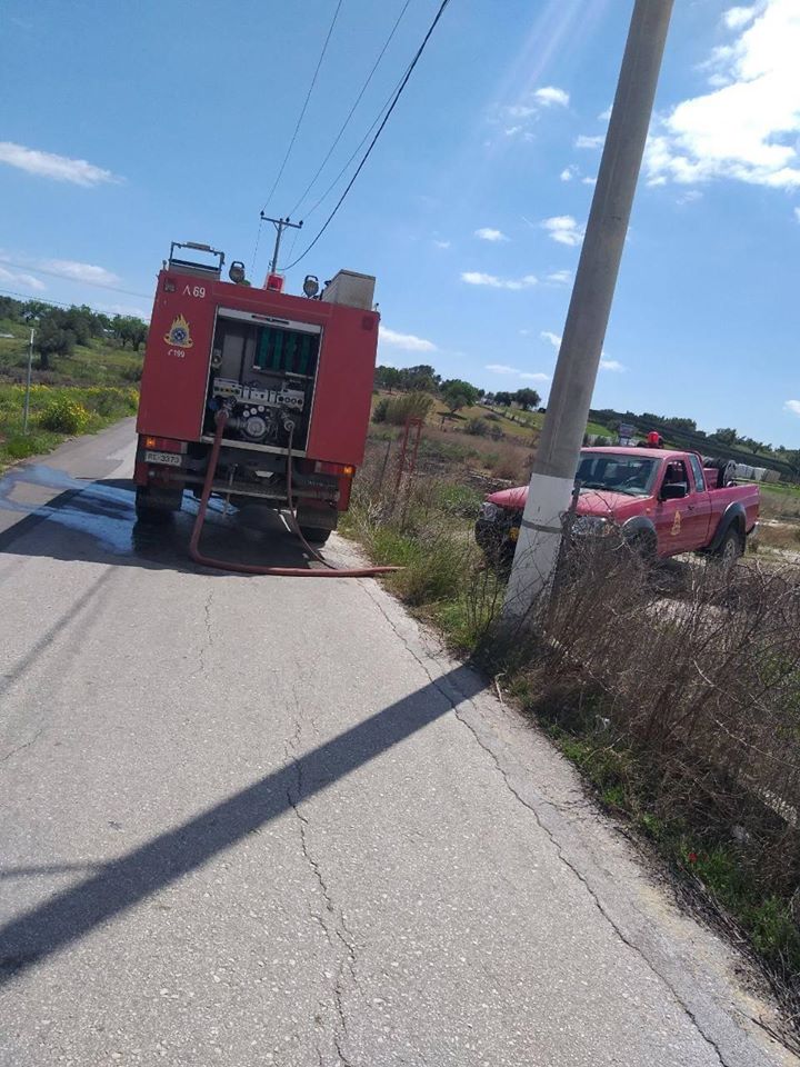 Πυρκαγιά σε οικοπεδικό χώρο στα Σπάτα Αττικής