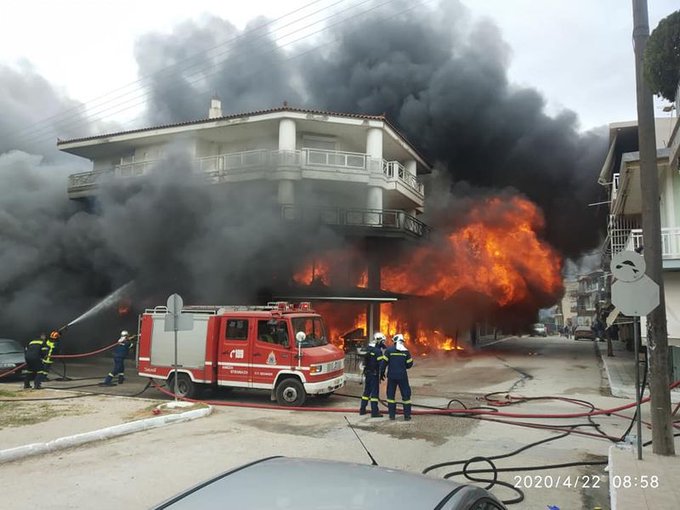 Πυρκαγιά σε κατάστημα οικιακών ειδών στη Βάρδα Ηλείας