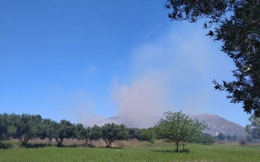 Μεγάλη πυρκαγιά στην Παλική Κεφαλονιάς