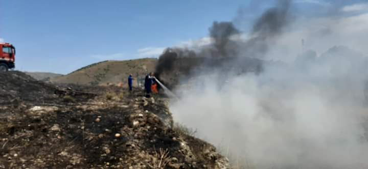 Φωτογραφικό υλικό από την πυρκαγιά στην Κερατέα Αττικής