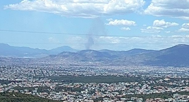 Πυρκαγιά κοντά στο κανάλι του Μόρνου