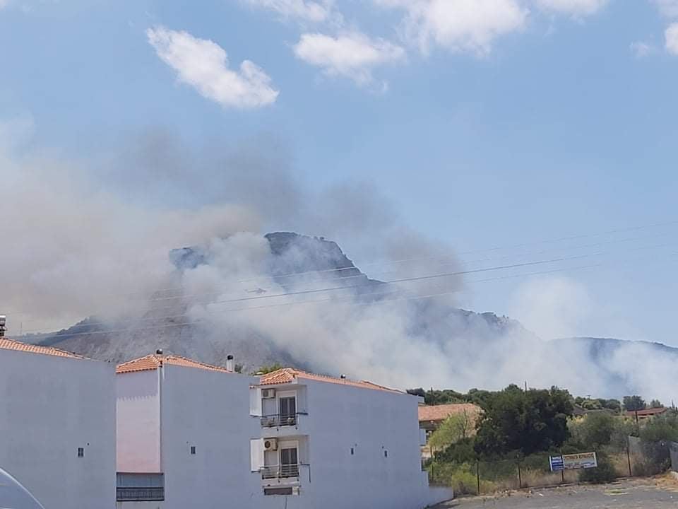 Πυρκαγιά στις Κεχριές Κορινθίας