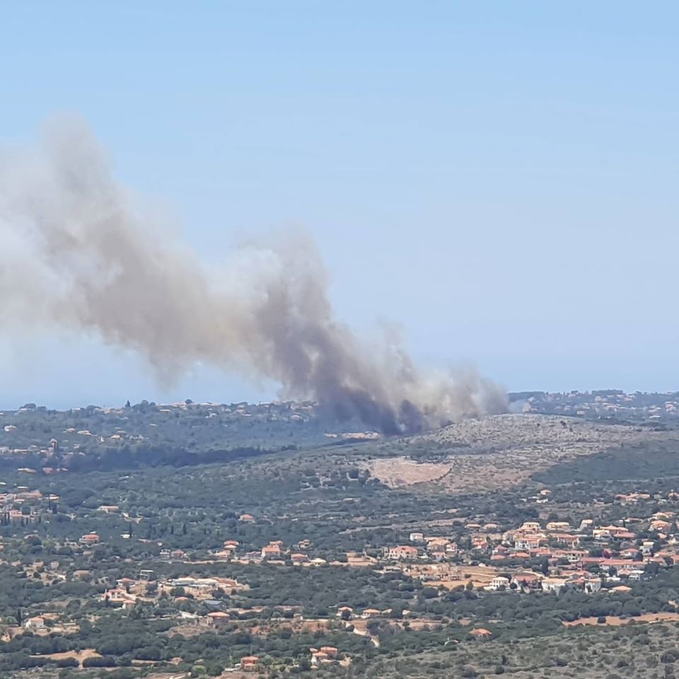 Τώρα - Δυο φωτιές καίνε ταυτόχρονα στην Κεφαλονιά