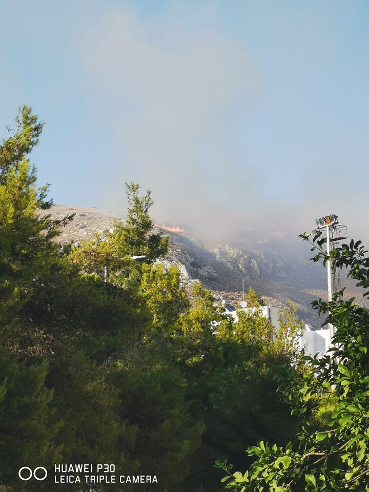 Τώρα πυρκαγιά σε εξέλιξη, σε χαμηλή βλάστηση στην Νίκαια Αττικής
