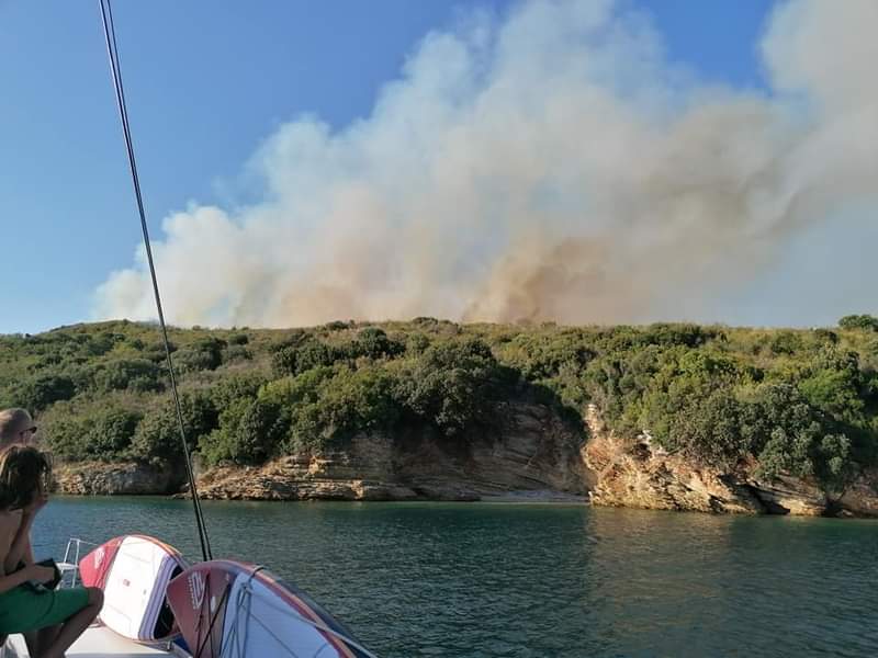 Κέρκυρα: Πυρκαγιά τώρα στον Άγιο Στέφανο – Ερημίτης