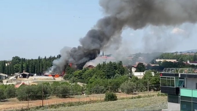 Θεσσαλονίκη: Πυρκαγιά στην Αμερικανική Γεωργική Σχολή