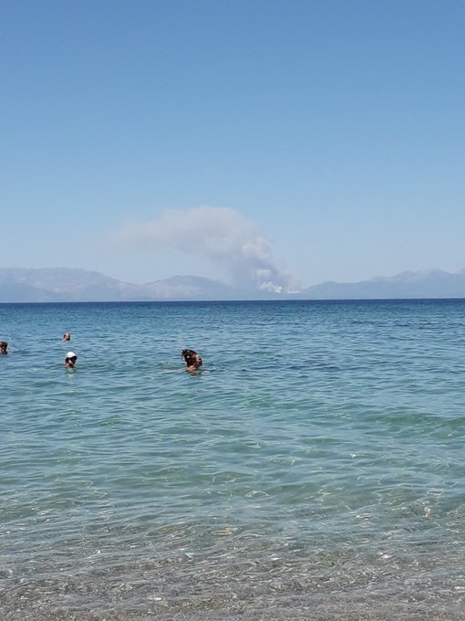 Μεγάλη πυρκαγιά ΤΩΡΑ στην Μαραθέα Λακωνίας (Φώτο)