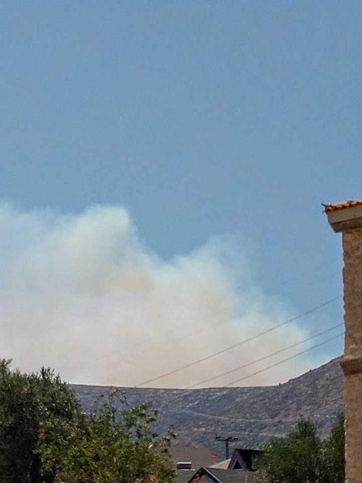 Πυρκαγιά στην περιοχή Φέριζα στον δήμο Σαρωνικού Αττικής