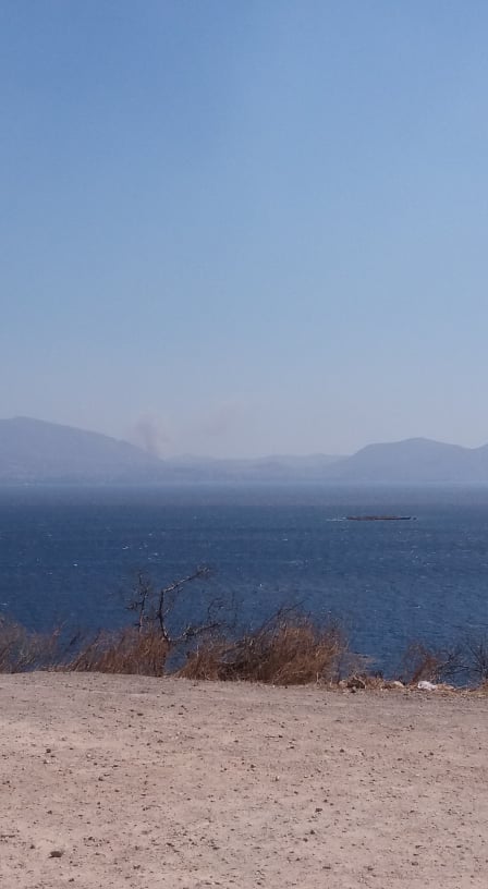 Πυρκαγιά στην περιοχή Φέριζα στον δήμο Σαρωνικού Αττικής