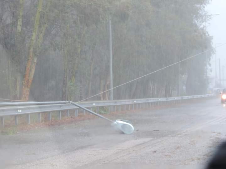 Κεφαλονιά: Το ΑΡΓΟΣΤΟΛΙ παραδομένο στον ΙΑΝΟ.(φωτο)