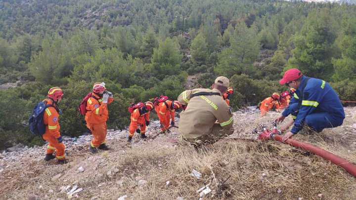 Πυρκαγιά στον Υμηττό: Συντονιστής της κατάσβεσης ο αρχηγός της Πυροσβεστικής