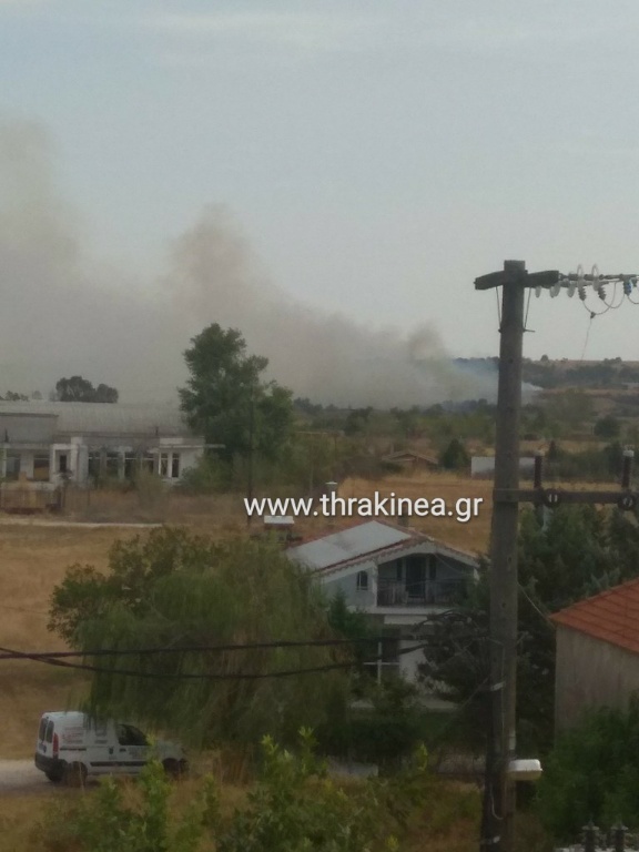 Πυρκαγιά πίσω από τη βιομηχανική περιοχή Ορεστιάδας