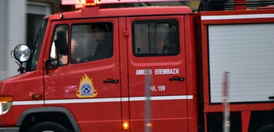 Πυρκαγιά σε εταιρεία ανακύκλωσης στη Θεσσαλονίκη
