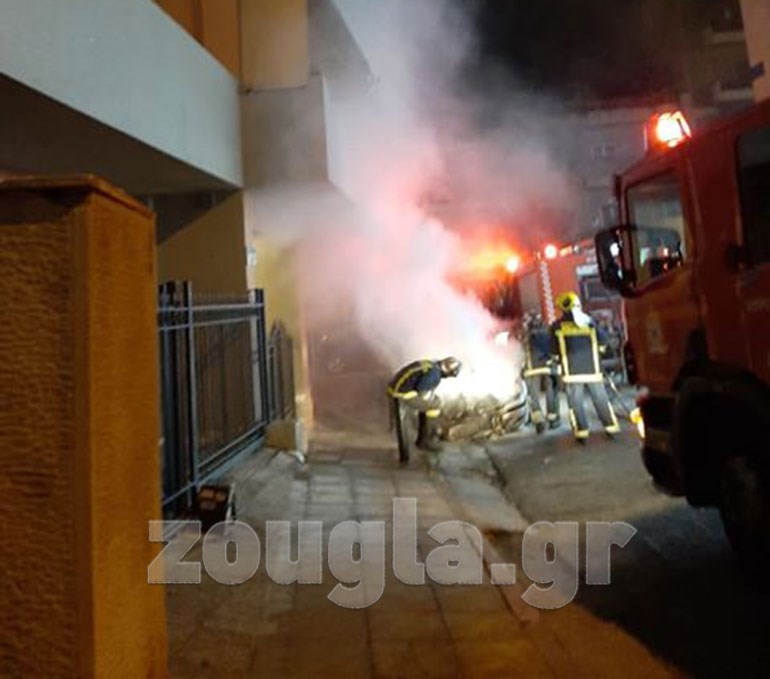 Πυρκαγιά σε ΕΙΧ όχημα στην Αθήνα