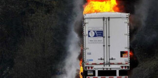 Πυρκαγιά σε φορτηγό στην περιοχή Οινοφύτων