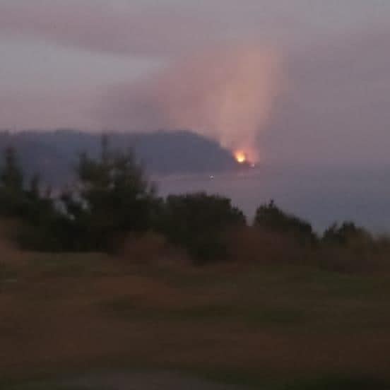 Πυρκαγιά σε παραλιακό θέρετρο στο Σαν Ντιέγκο στις ΗΠΑ 