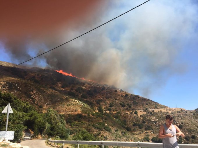 Πυρκαγιά ξέσπασε στην ορεινή Νάξο