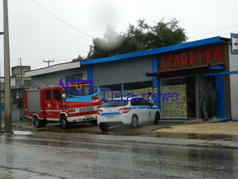 Πυρκαγιά σε επιχείρηση ηχητικού εξοπλισμού στην Αμαλιάδα.(φωτο)