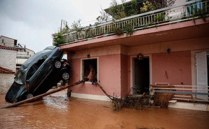 Σαν σήμερα το 2017, η καταστροφική πλημμύρα στην Μάνδρα Αττικής