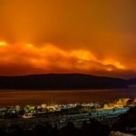 ΗΠΑ: Μεγάλη πυρκαγιά στην Καλιφόρνια - Ενα άτομο νεκρό και πάνω απο 80 σπίτια κάηκαν