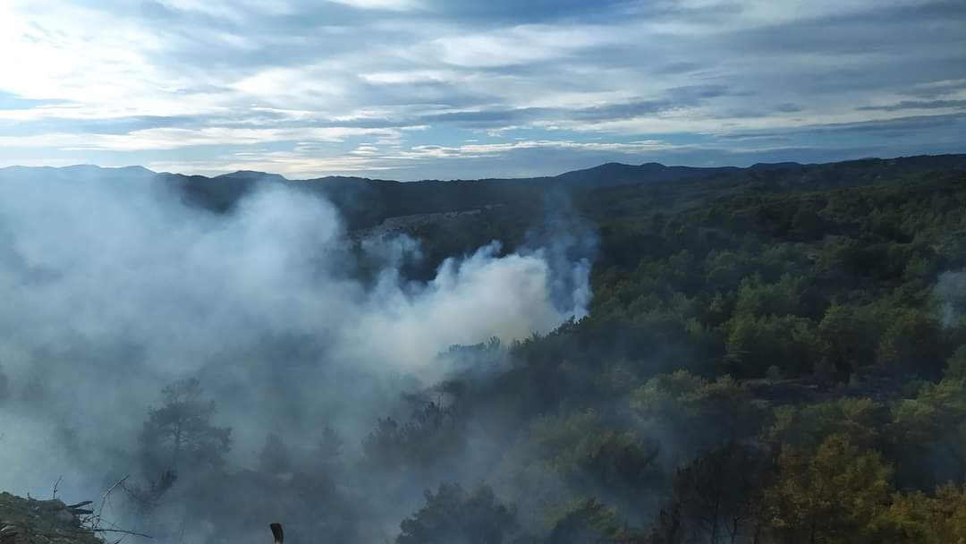 ΈΚΤΑΚΤΟ: Εντολή εκκένωσης του Ασκληπιειού λόγω της πυρκαγιάς