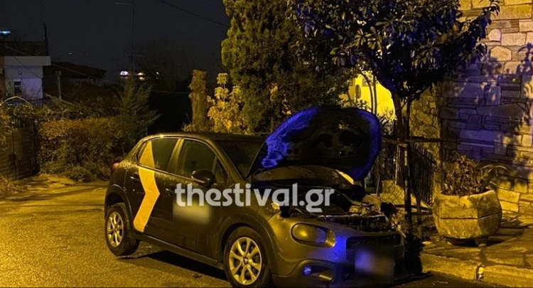 Θεσσαλονίκη: Έκαψαν εταιρικό αυτοκίνητο στην Άνω Πόλη