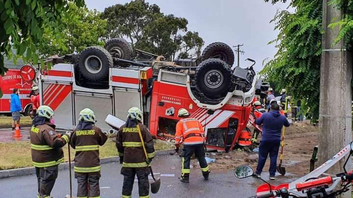 Χιλη:Τροχαίο με πυροσβεστικό οχημα