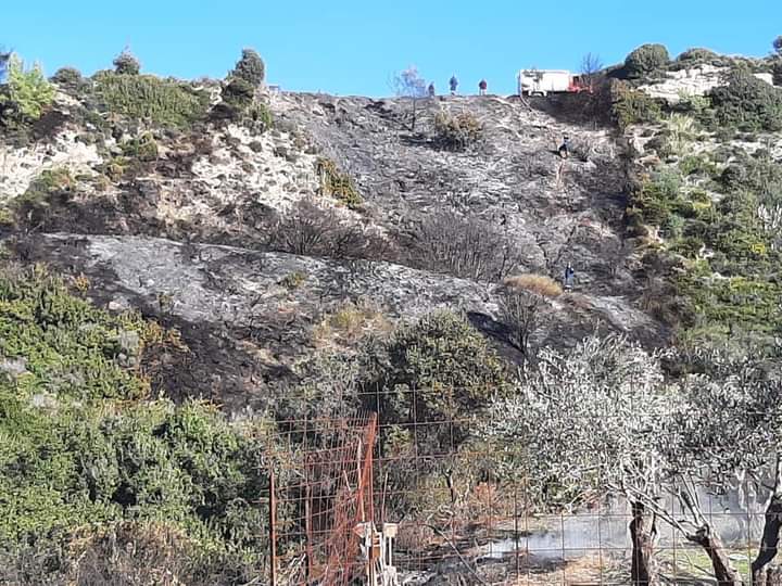 Πυρκαγιά εν υπαίθρω στην Ρόδο