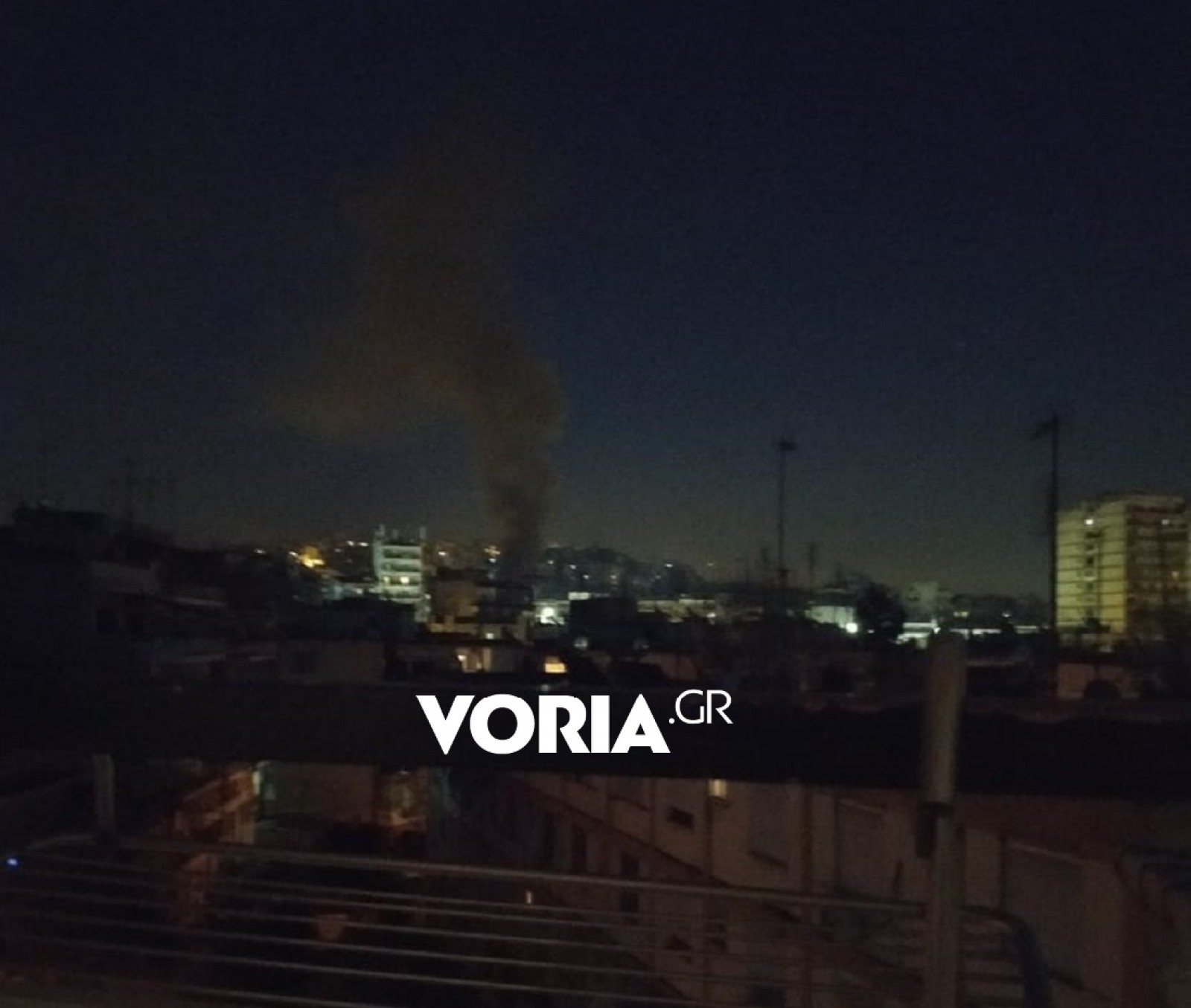 Θεσσαλονίκη: Πυρκαγιά σε εγκαταλελειμμένο ισόγειο στην περιοχή της Παναγίας Φανερωμένης