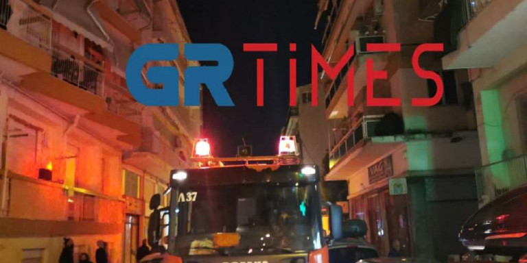 Συναγερμός για πυρκαγιά σε διαμέρισμα στη Θεσσαλονίκη [βίντεο]