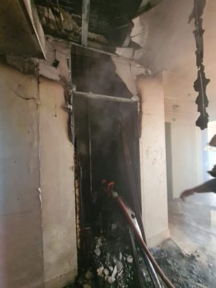 Κλιμάκιο ΠΥ Αργυράδων: Έσωσαν κουτάβια και έσβησαν πυρκαγιά σε ξενοδοχείο