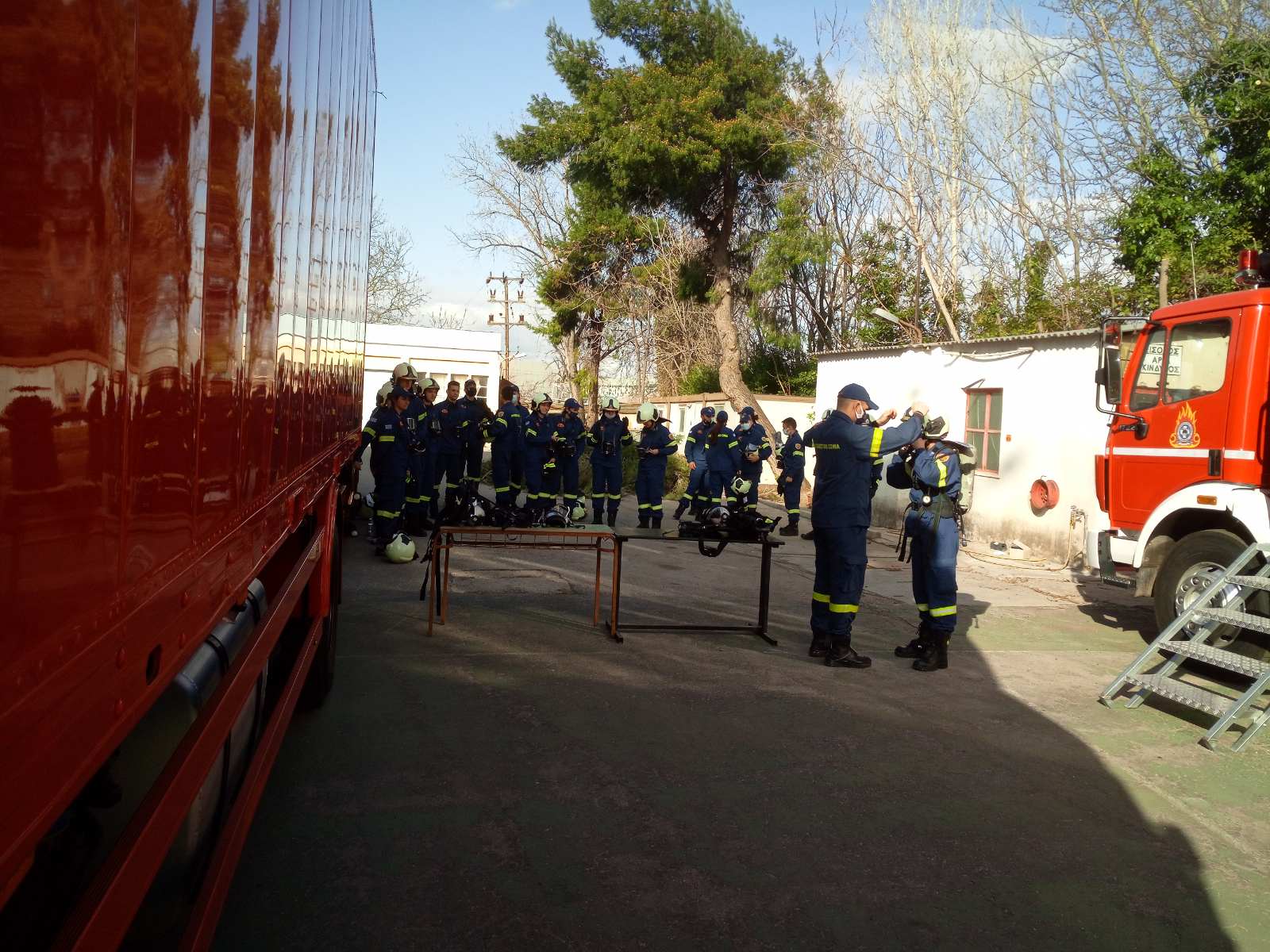 Πυροσβεστική Ακαδημία: Πρακτική εκπαίδευση Δοκίμων Ανθυποπυραγών (Φώτο)
