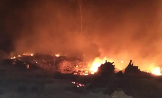 Καστοριά-Πυρκαγιά στο Τοιχιό (φωτο)