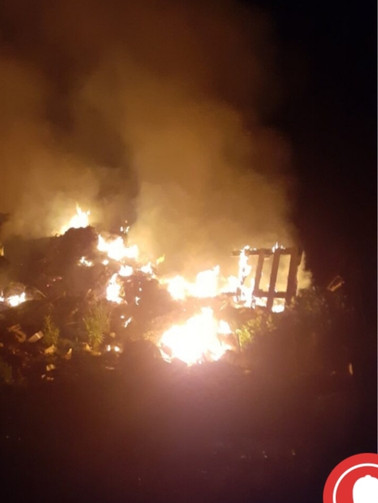 Στο «πόδι» η Πυροσβεστική για πυρκαγιά στον δρόμο Κατούνα – Λουτράκι (φωτο)