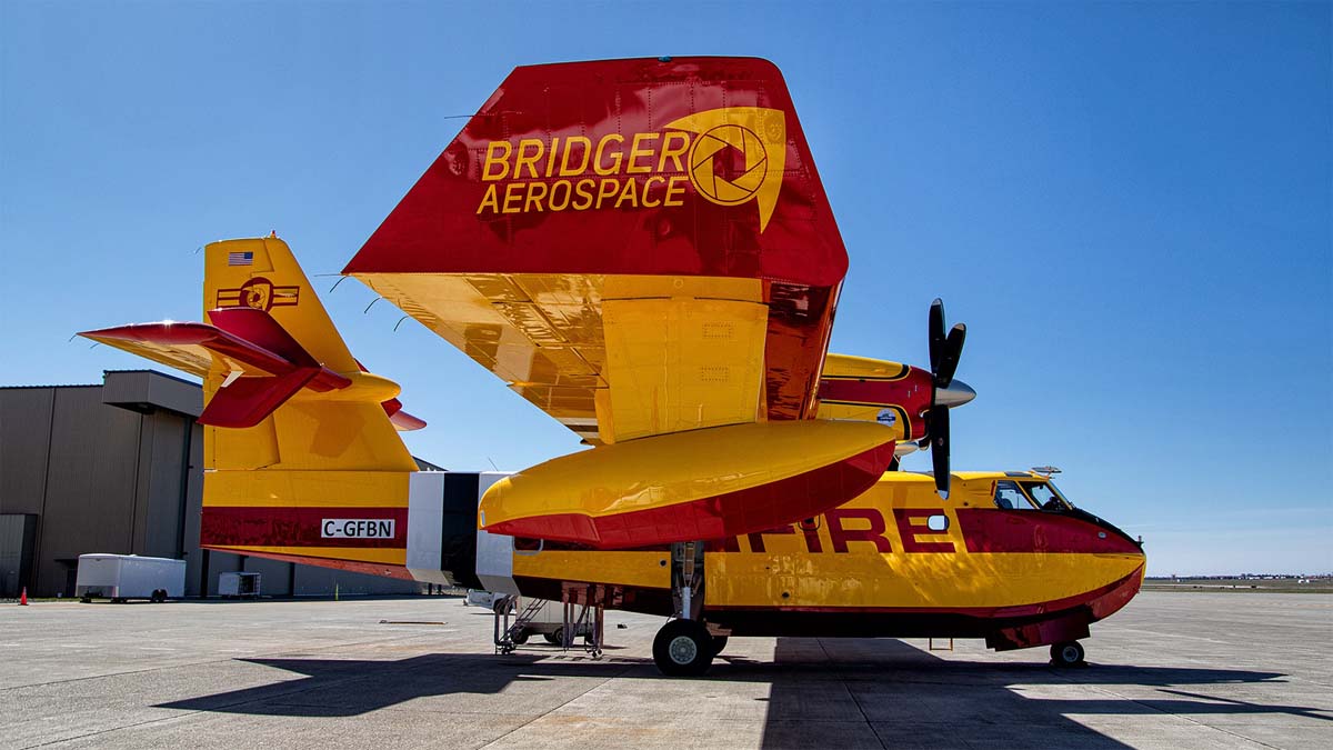 Το καινούργιο Canadair Viking CL-415EAF (Βίντεο)