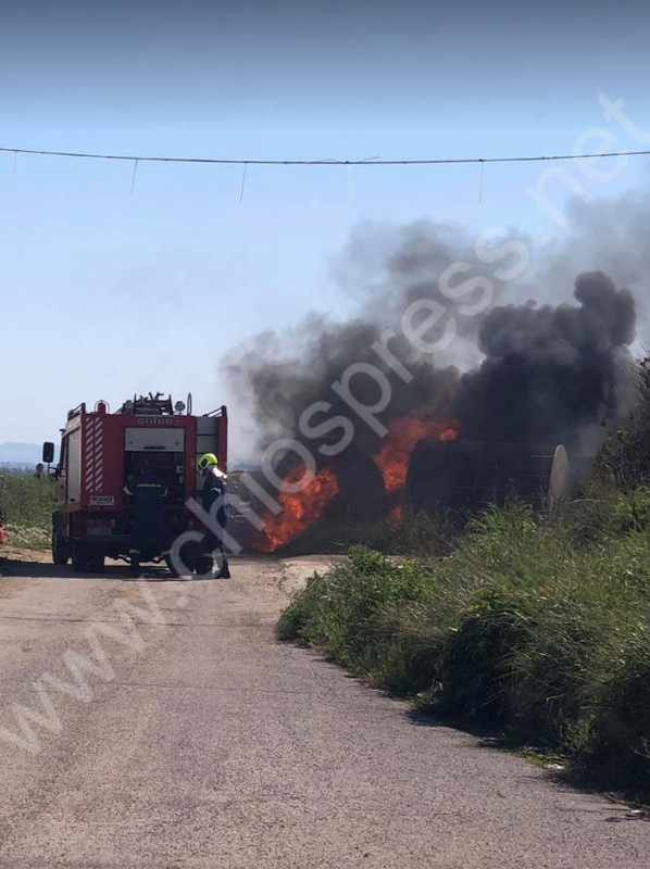 Πυρκαγιά στις εγκαταστάσεις της ΔΕΥΑΧ (Φώτο)