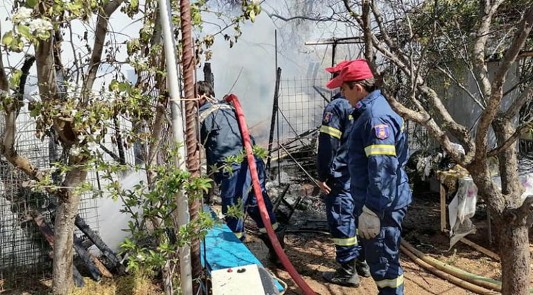 Πυρκαγιά ξέσπασε κοντά στο Πολιτιστικό Πάρκο της Νέας Μάκρης