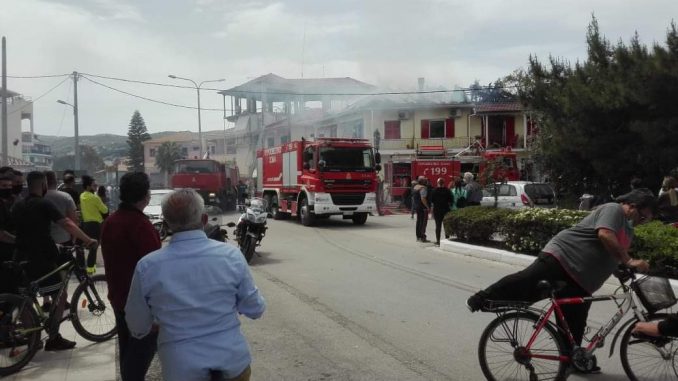 Πυρκαγιά σε σπίτι στην πόλη της Λευκάδας (Φώτο)