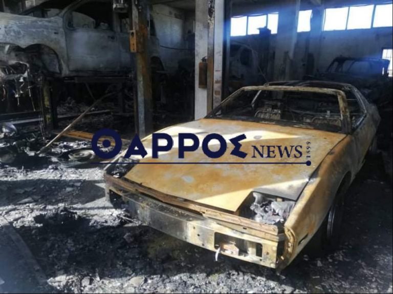 Καλαμάτα: Συνεργείο αυτοκινήτων καταστράφηκε ολοσχερώς απο πυρκαγιά.(Βίντεο)