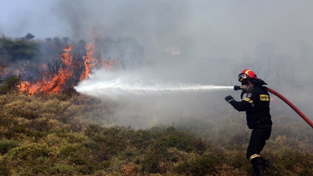 28 Δασικές πυρκαγιές το τελευταίο 24ωρο