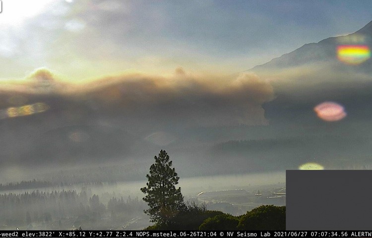 Μεγάλη πυρκαγιά βορειοδυτικά του Mt. Shasta στη Βόρεια Καλιφόρνια (Φώτο)