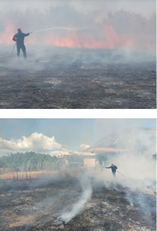 Πυρκαγιά σε χορτολιβαδικη έκταση στην Γαλατά Ναυπακτίας κοντά σε σπίτια (Φωτο & Βίντεο)