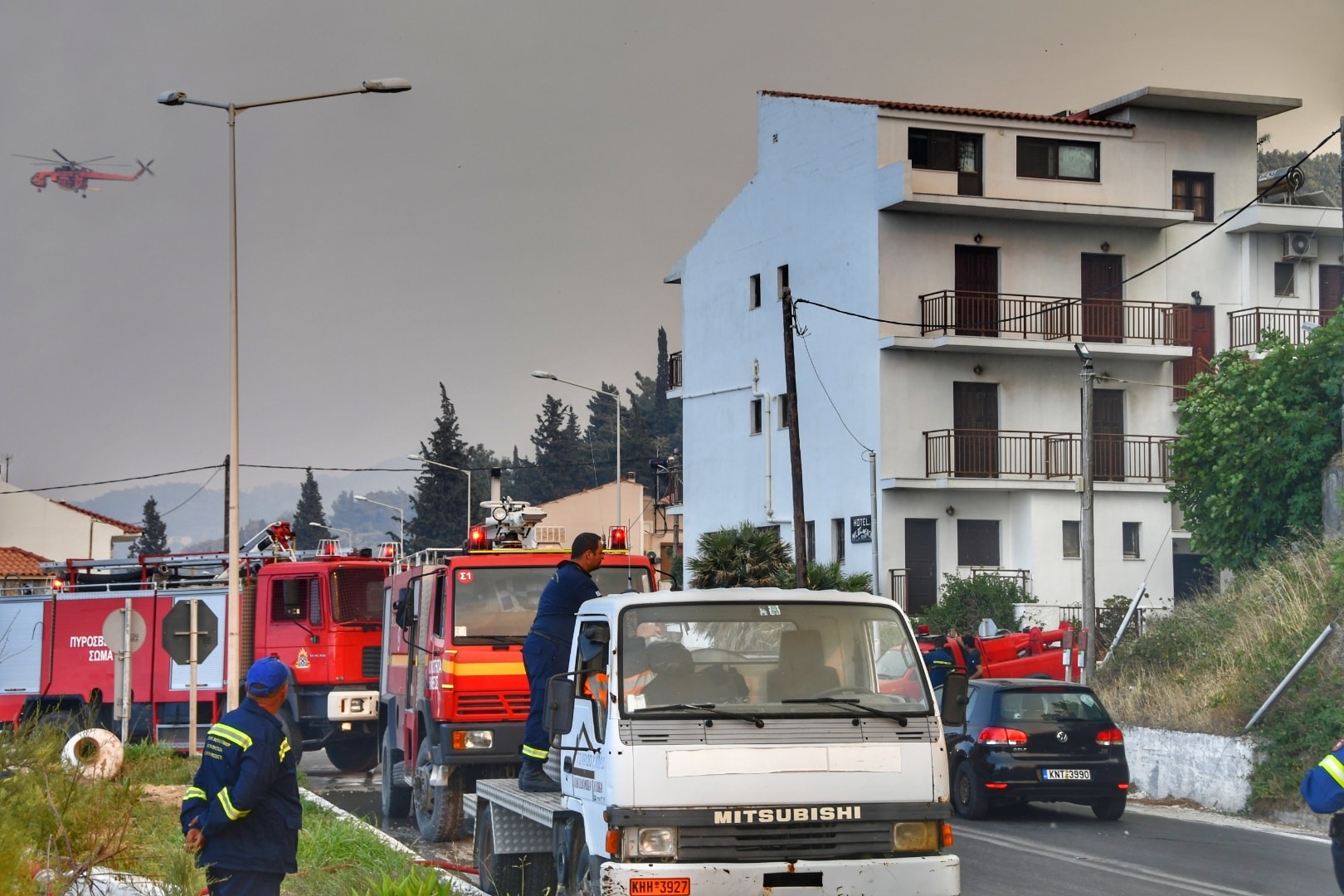 Πυρκαγιά στη Σάμο: Ζητούν να κηρυχθεί το νησί σε κατάσταση έκτακτης ανάγκης