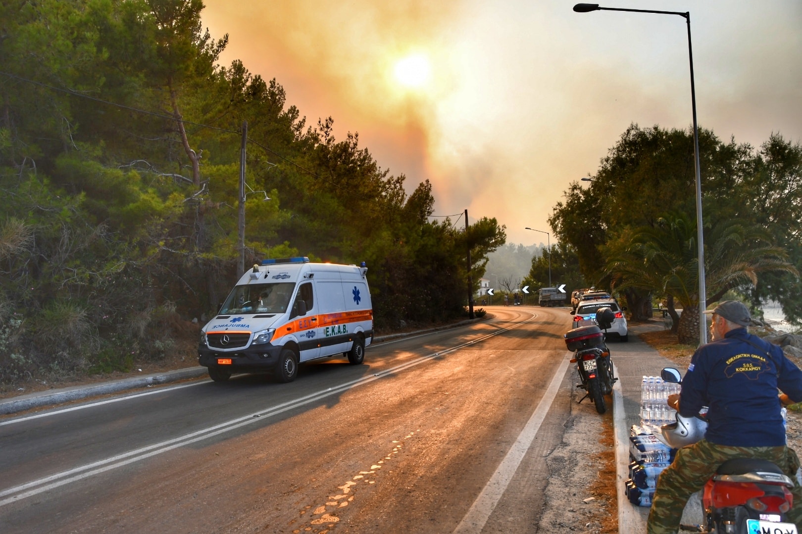 Πυρκαγιά στη Σάμο: Ζητούν να κηρυχθεί το νησί σε κατάσταση έκτακτης ανάγκης