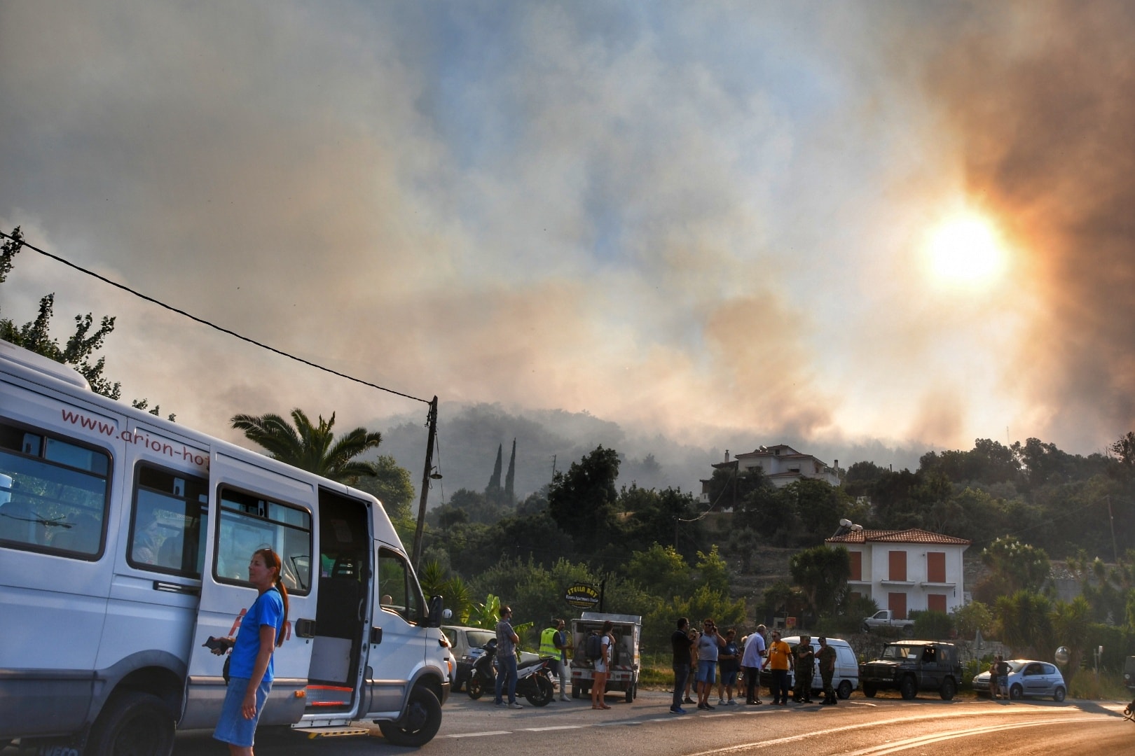 Πυρκαγιά στη Σάμο: Ζητούν να κηρυχθεί το νησί σε κατάσταση έκτακτης ανάγκης