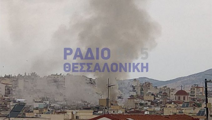 Τραγωδία στη Θεσσαλονίκη: Νεκρός ηλικιωμένος που έβαλε φωτιά στο διαμέρισμά του