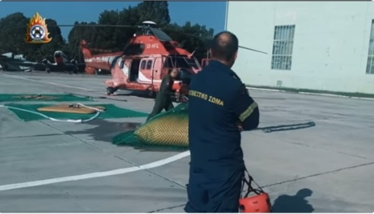 Ομάδα πυροσβεστών Helitack. Προσβολή πυρκαγιάς σε δυσπρόσιτο σημείο.(βίντεο)