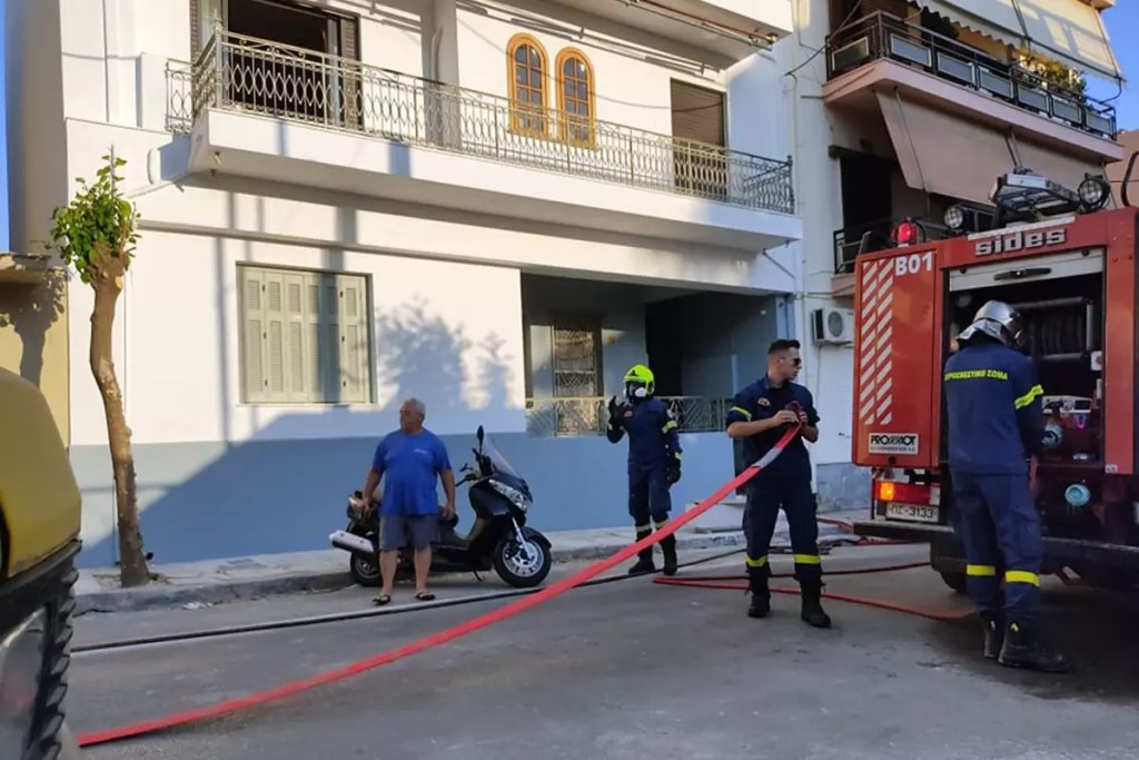 Πυρκαγιά σε διαμέρισμα επί της οδού Γιαννιτσών στο Περιστέρι